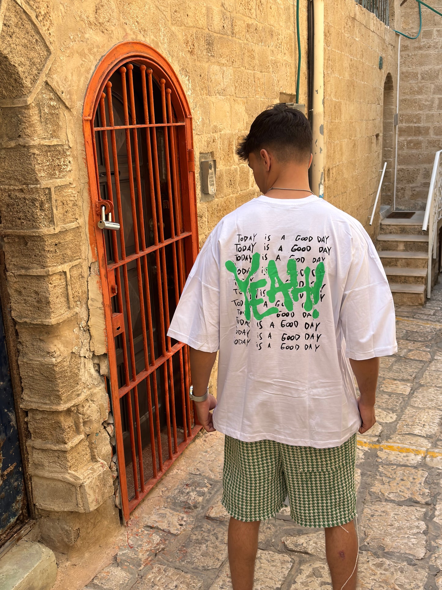YEAH -חולצה קצרה (לבן)