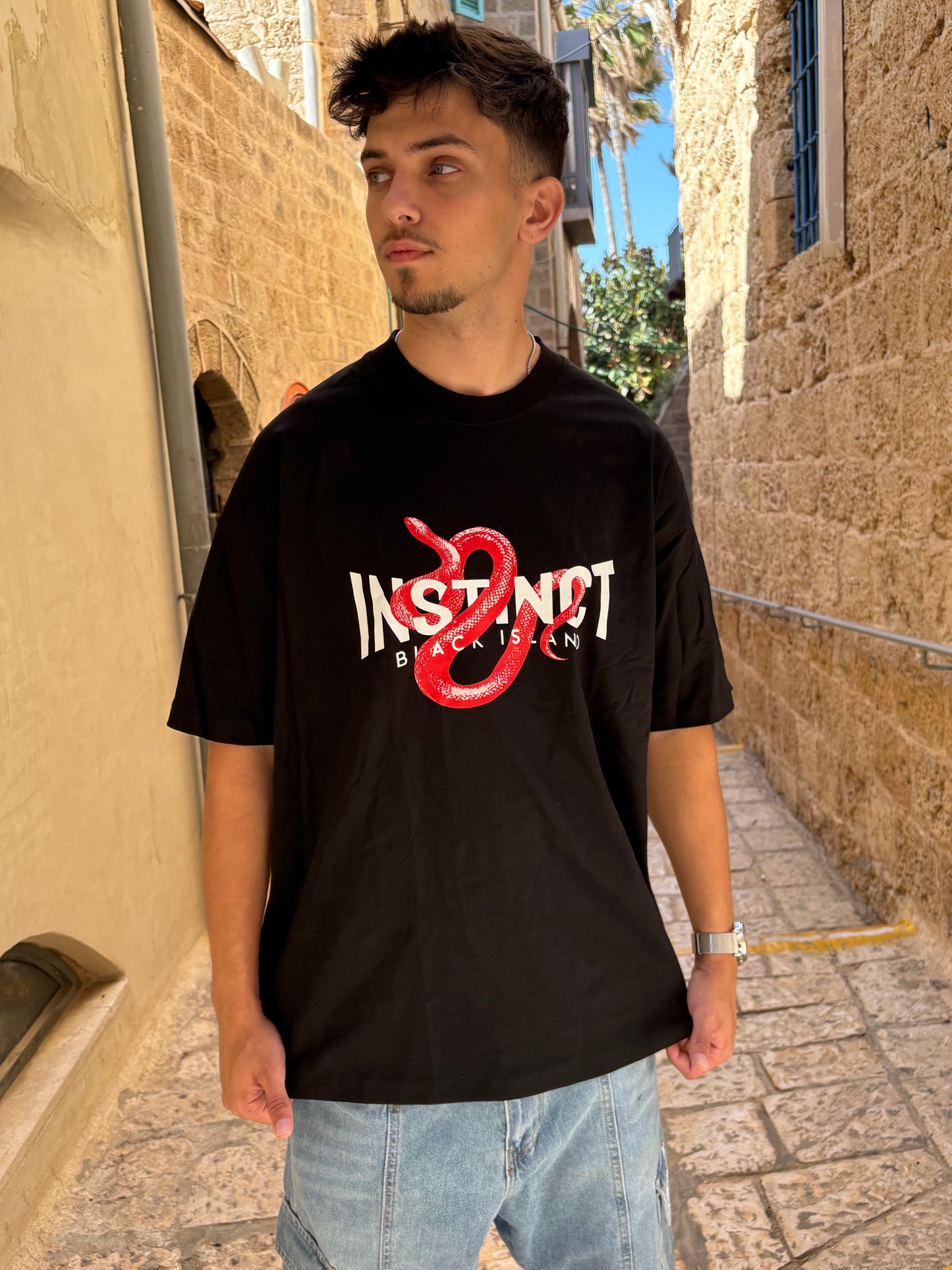 INSTINCT - חולצה קצרה