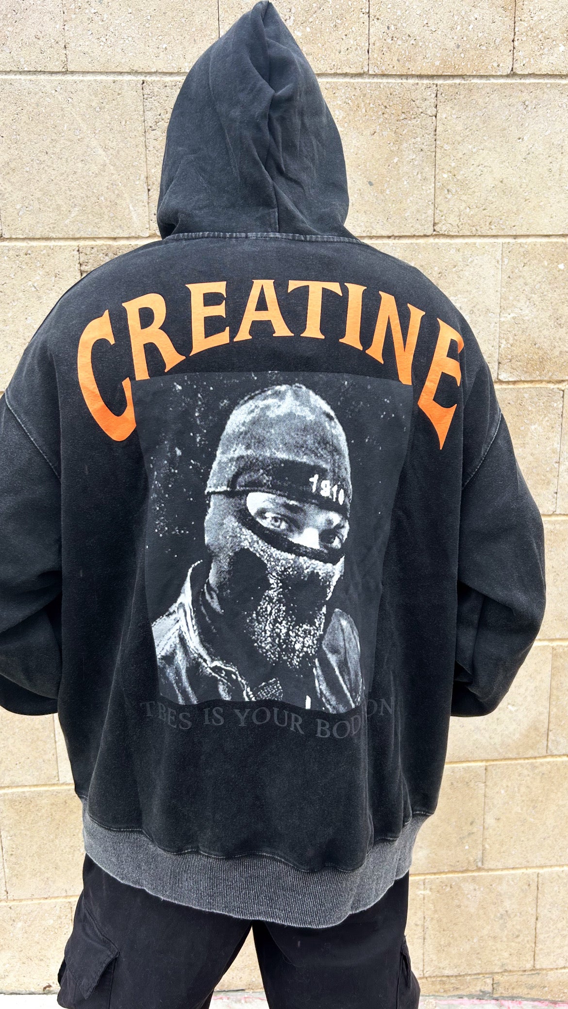 CREATIVE - קפוצ'ון
