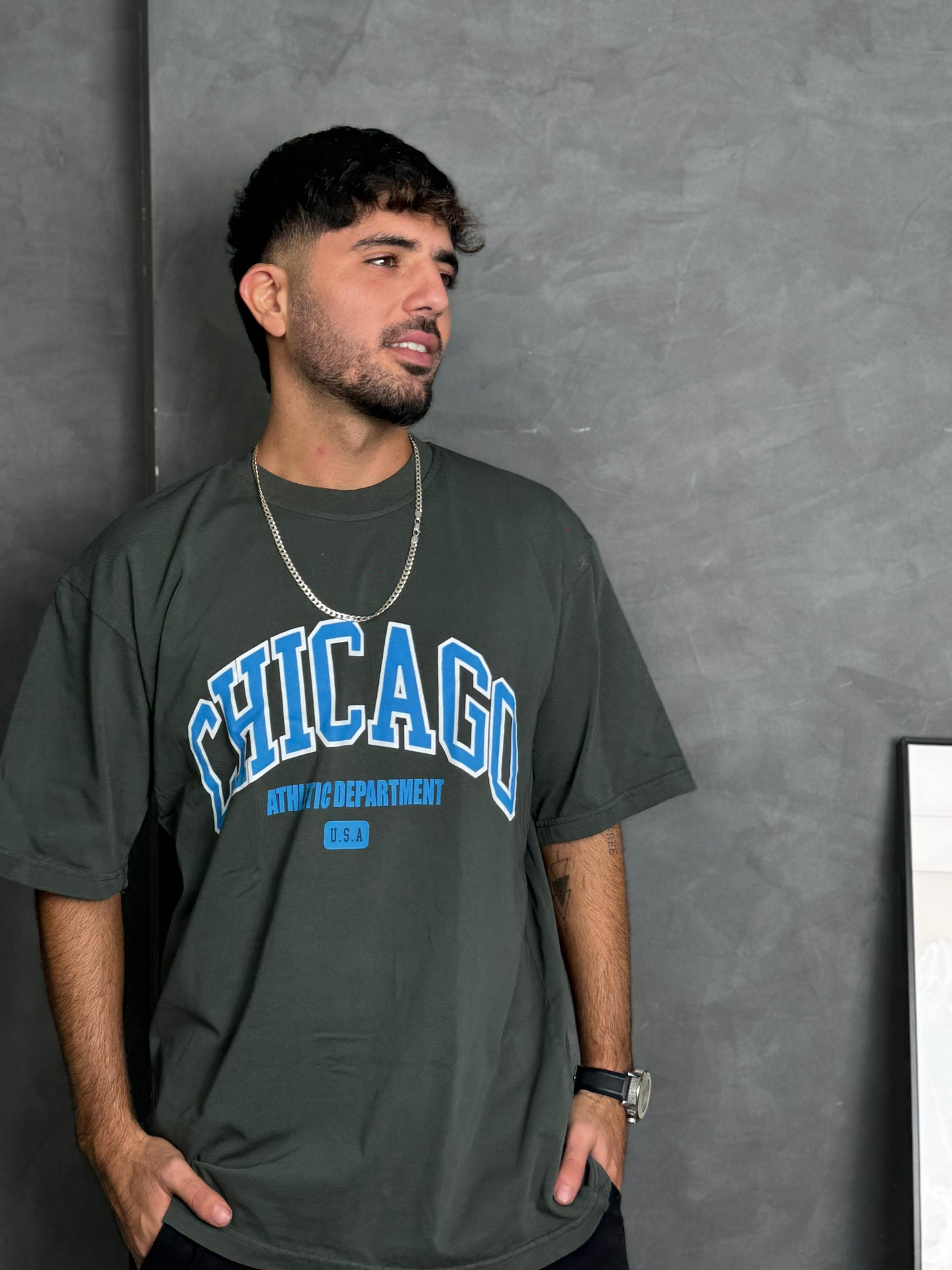 CHICAGO -חולצה קצרה